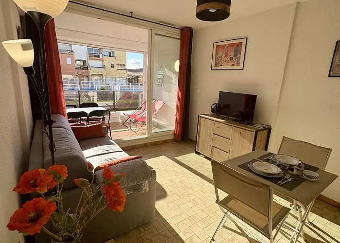 Sur Le Port Avec Piscine & Terrasse